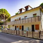 Modern With A Lovely Patio Eraclea Mare