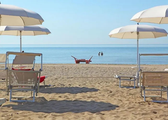 Modern With A Lovely Patio Appartement