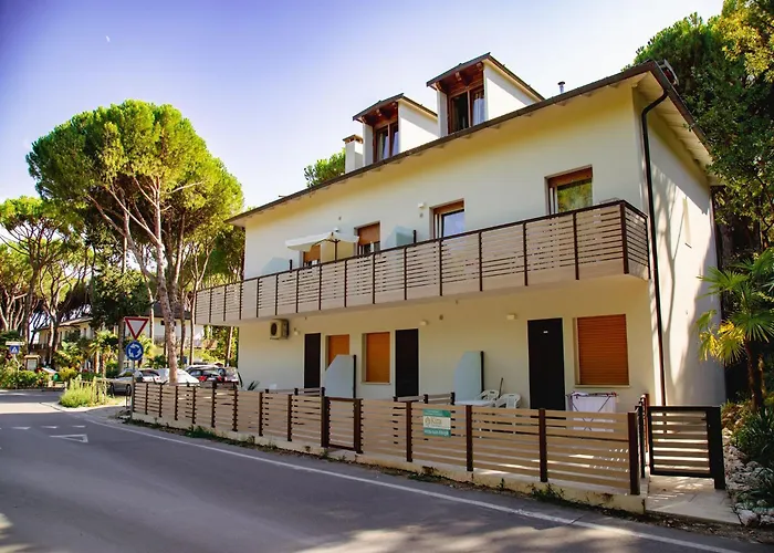 Modern With A Lovely Patio Eraclea Mare